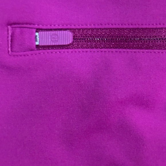 Brand New Lululemon Throwback Inspired HR Crop 21” - Picture 11 of 12